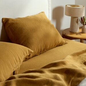 PARACHUTE Percale Sheet Set Marigold limited edition Mustard color set